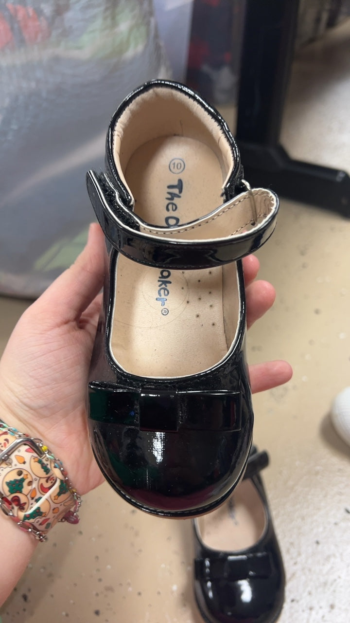 Doll Maker Shoes Youth 10