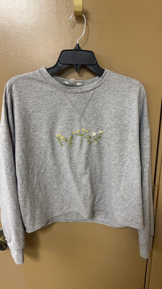 Embroidered Flower Sweater Small