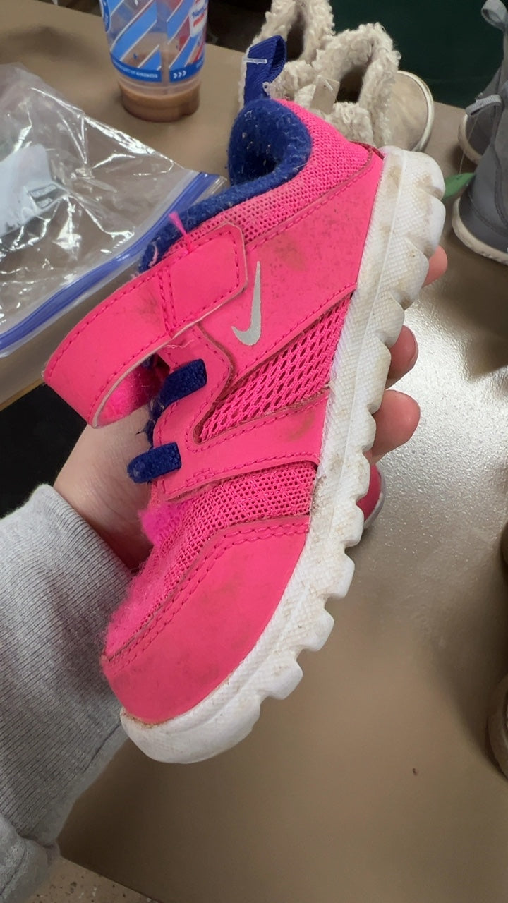 Nike Sneakers Youth 8c