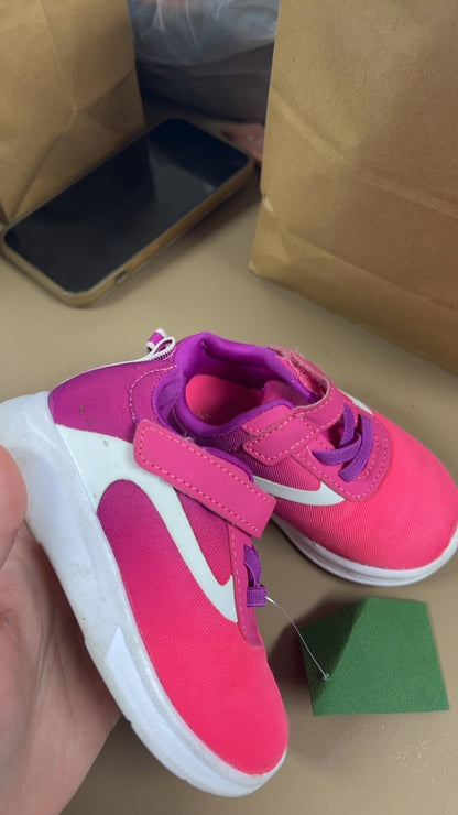 Sneakers Youth 6 pink and purple