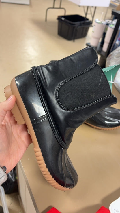 Duck Boots 6