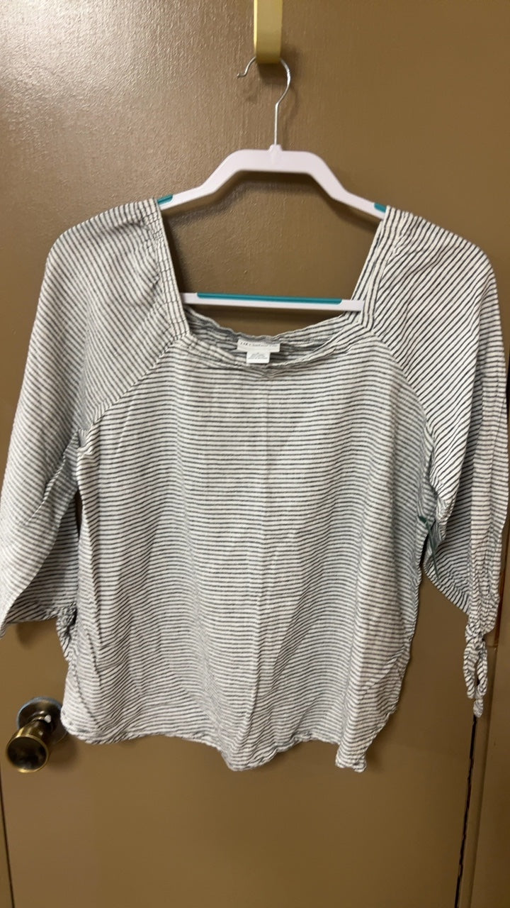 Liz Claiborne Top Large