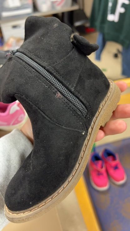 Boots Youth 9