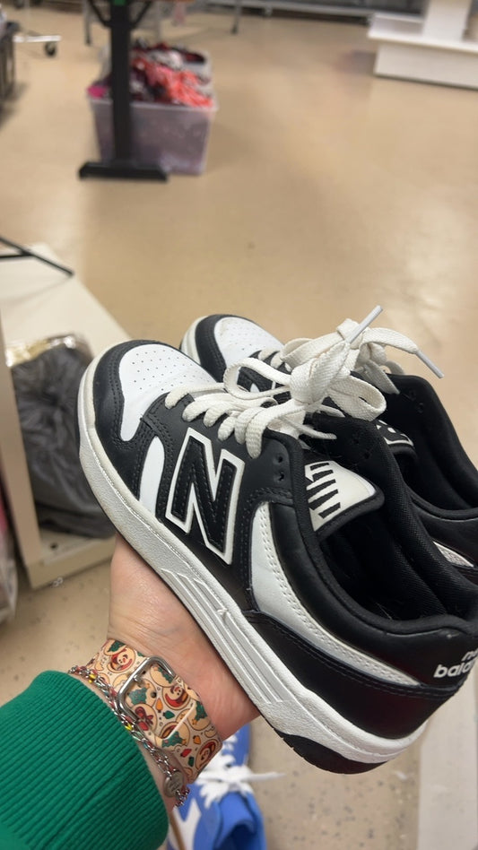 New Balance Sneakers YOUTH 4