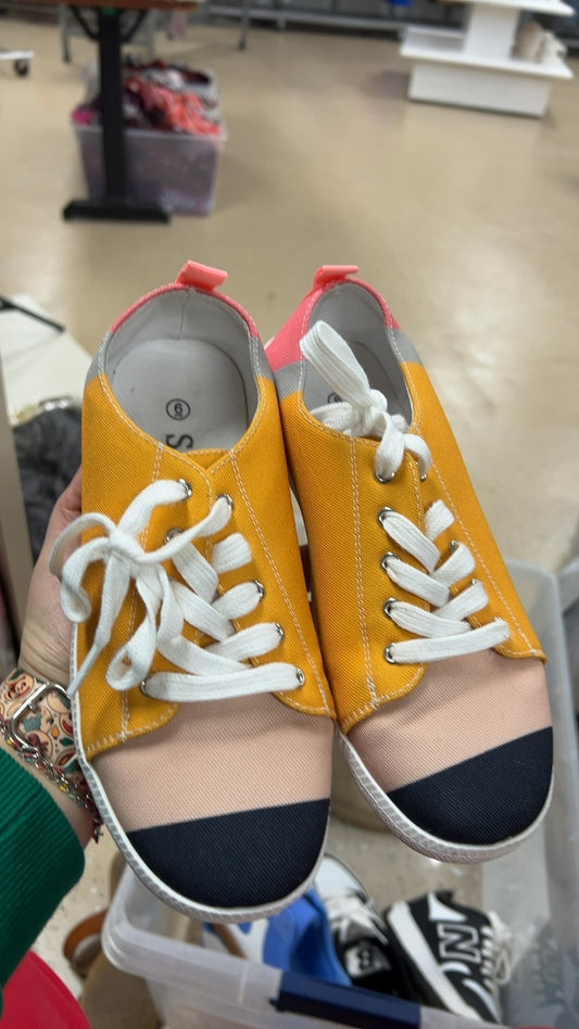 Pencil Sneakers 6