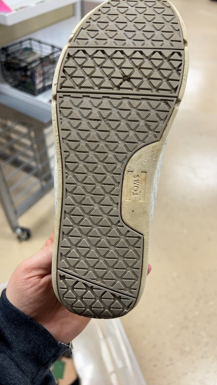 Toms Sneakers 7.5