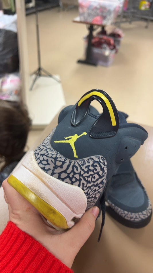 Jordan Sneakers Youth 7