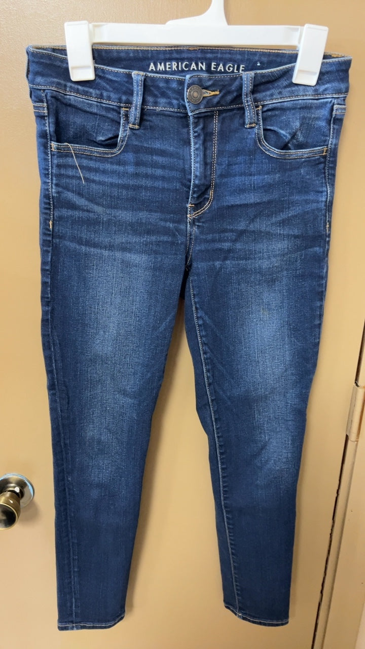 American Eagle Pants 8 short