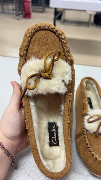 Clarks Slippers 8