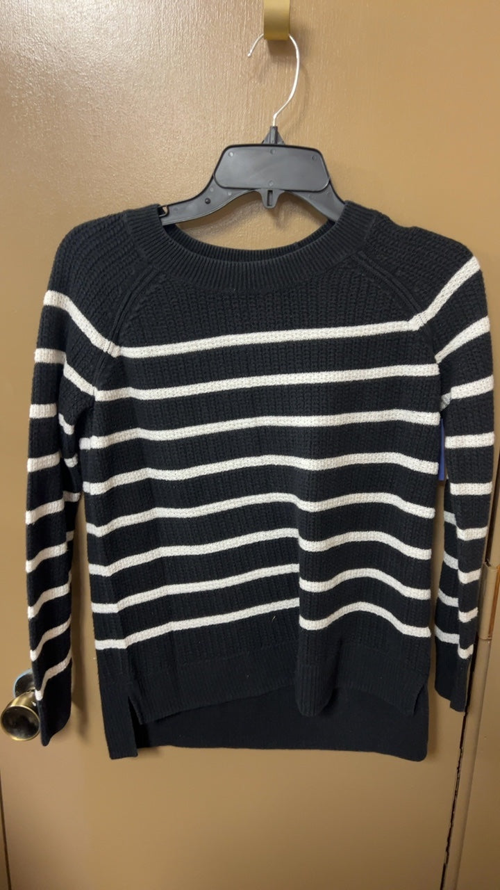 Sweater Small
