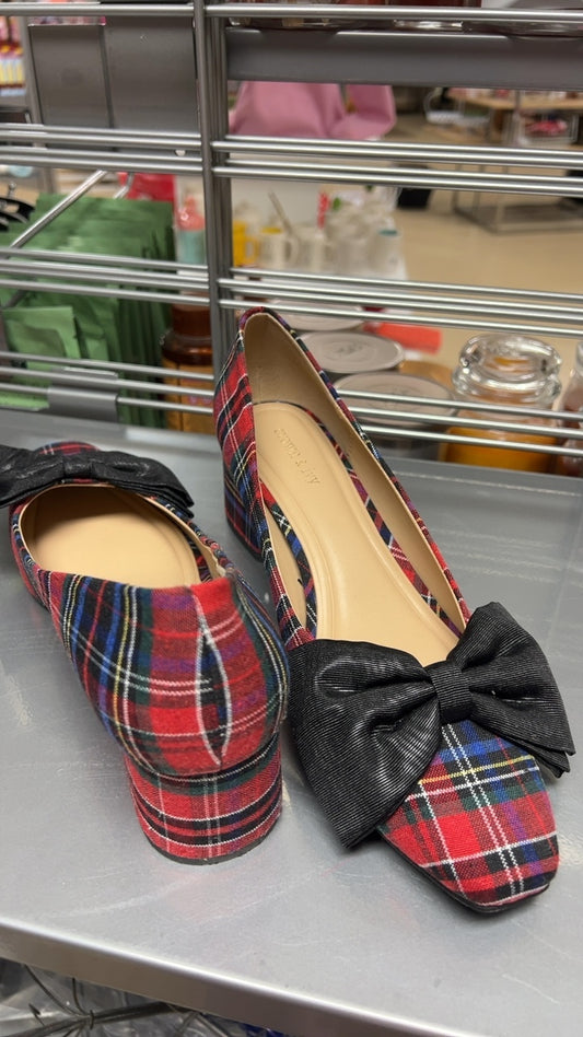 Crown & Ivy 9.5 Heels
