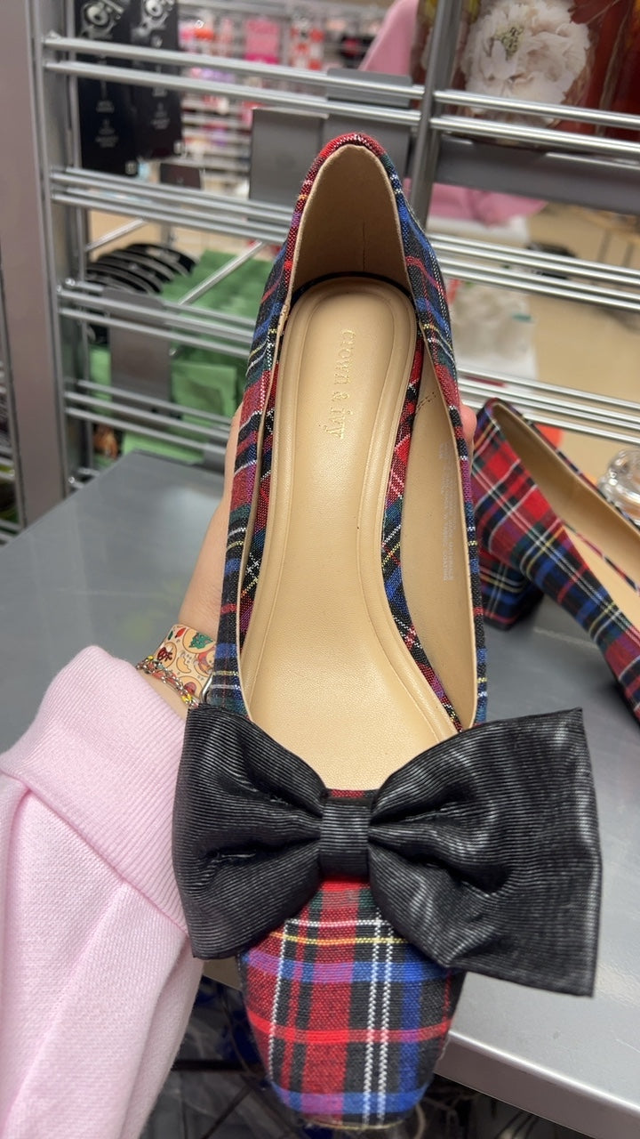 Crown & Ivy 9.5 Heels