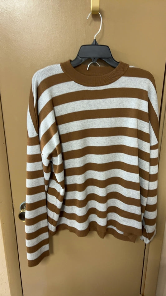 Shorts and Sweater XXL