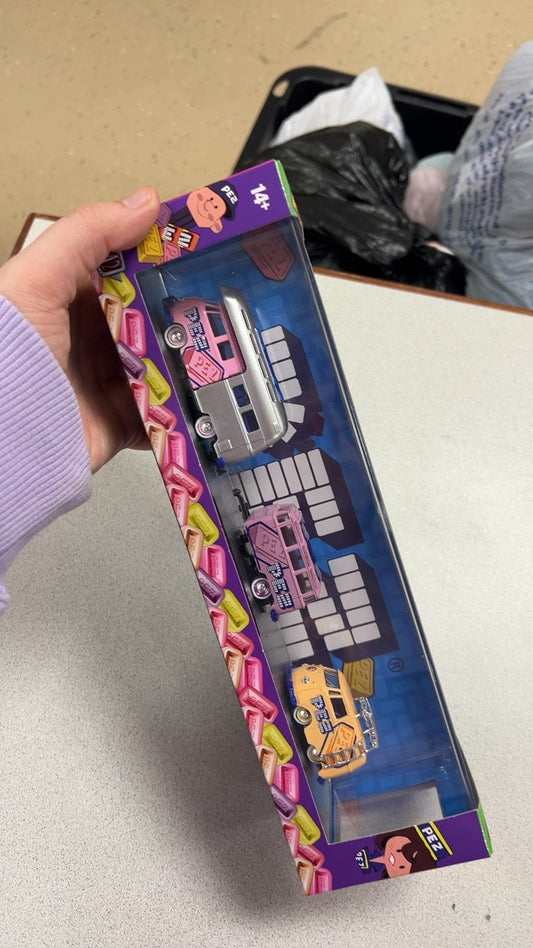 PeZ Toys & Hobbies