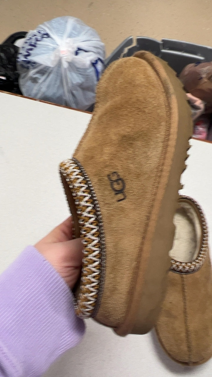 UGG Slippers Youth 2