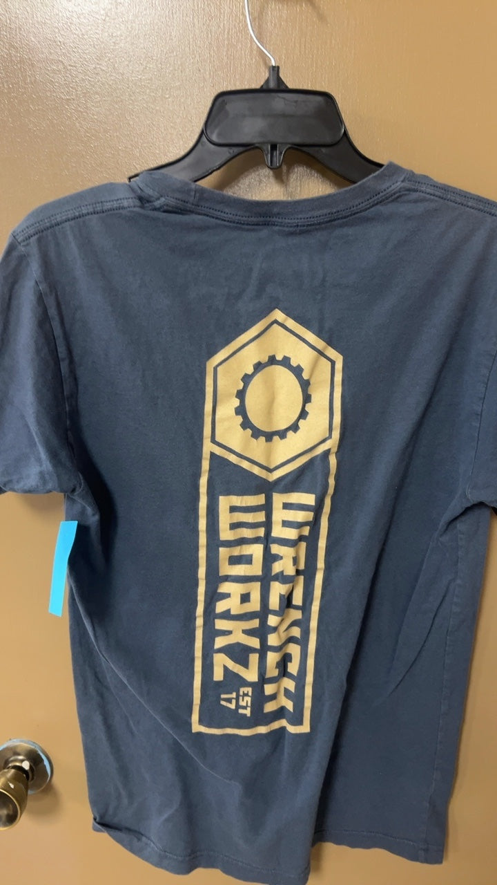 T-Shirt Men’s Small