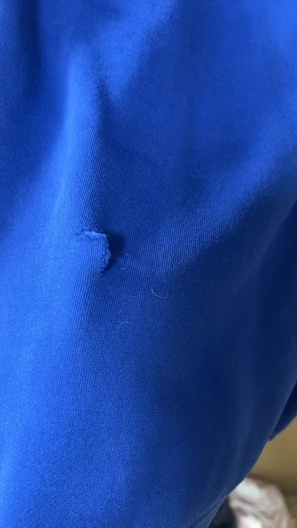 Kentucky Hoodie Men’s small(small tear)