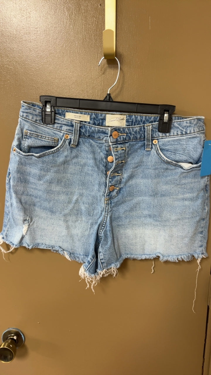 Shorts 14