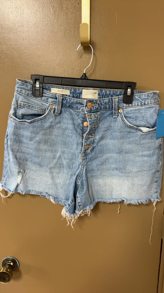 Shorts 14