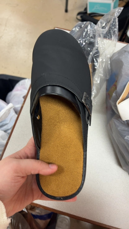 Black Sandals 9.5