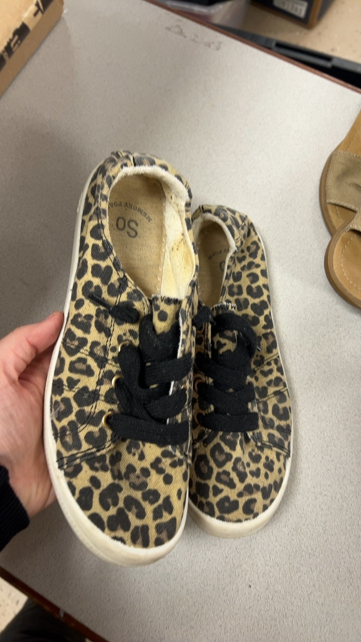 Sneakers 6.5