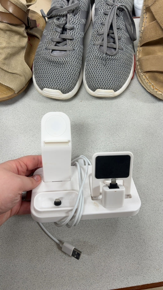 Smartphone stand