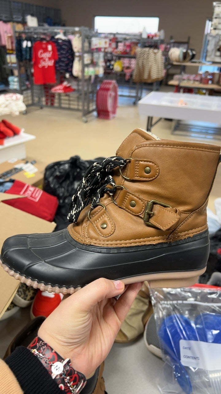 Boots 7
