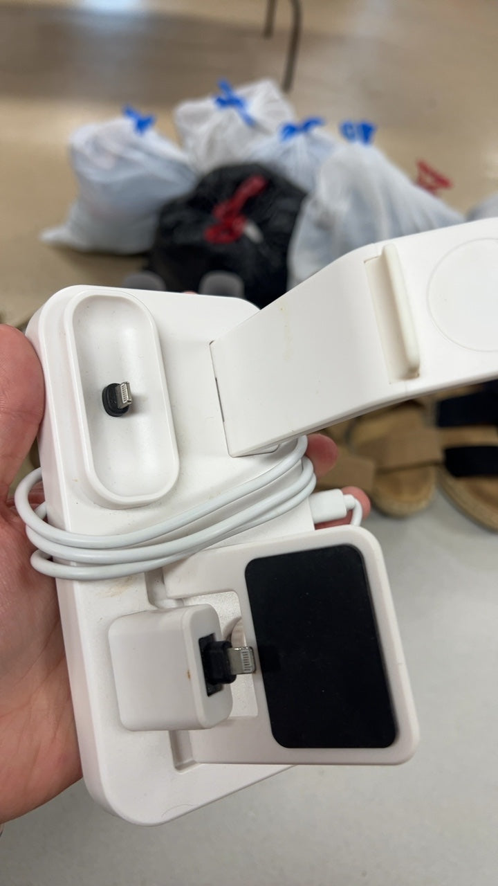 Smartphone stand
