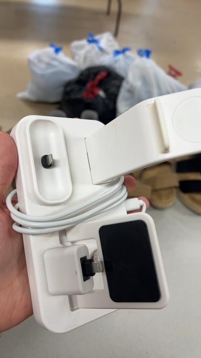 Smartphone stand