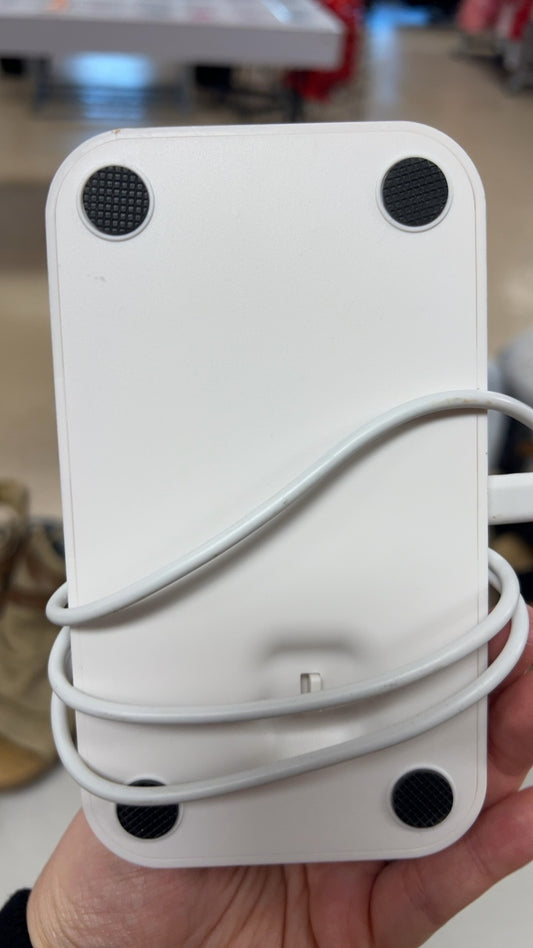 Smartphone stand