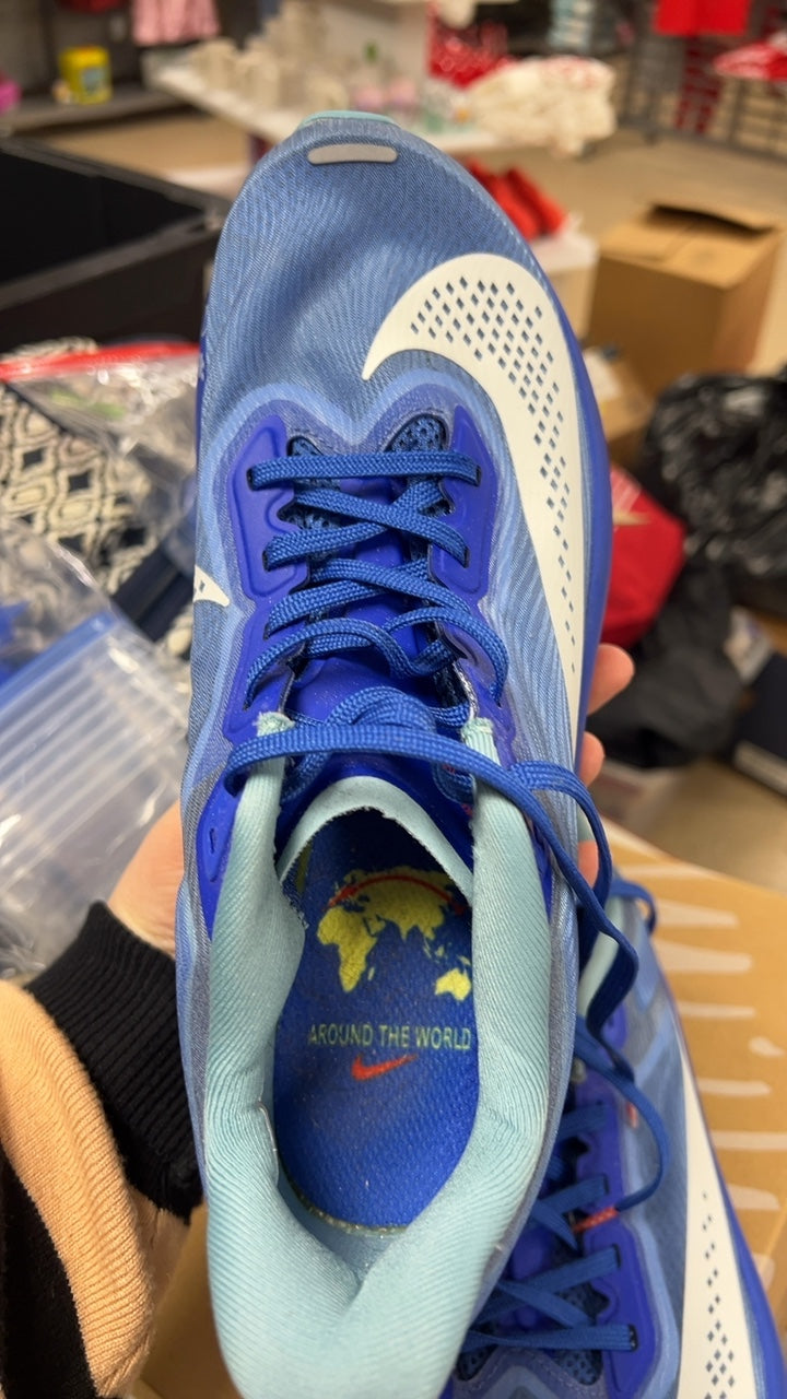 Nike Sneakers Mens 7