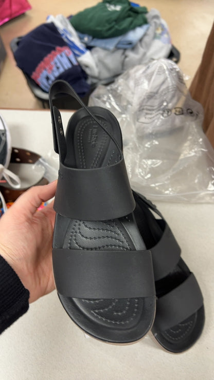 Crocs Sandals 8