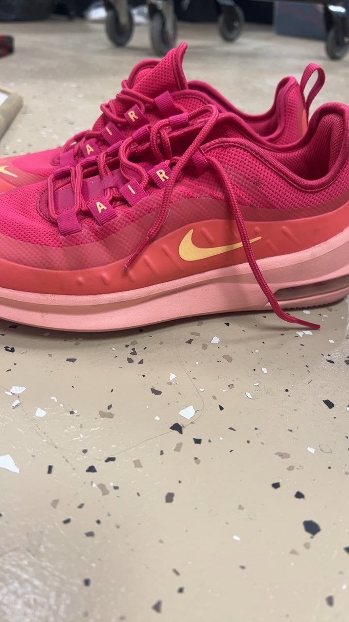 Nike Sneakers 8