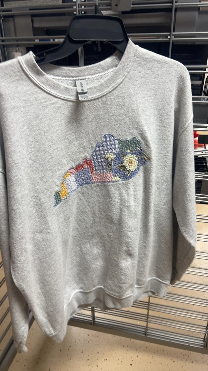 Ky Patxh Sweater Large