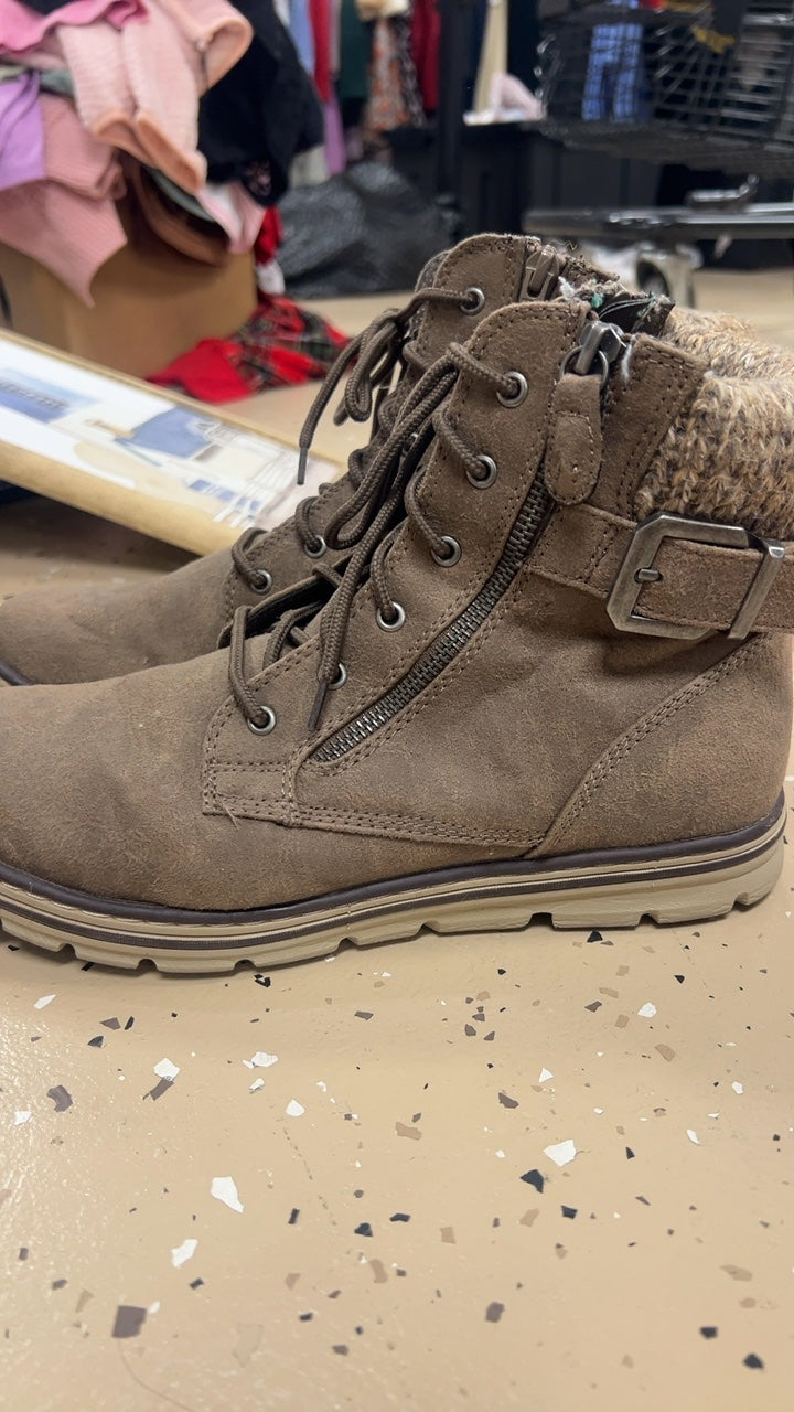 Boots 11