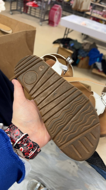 Sandals Youth 3