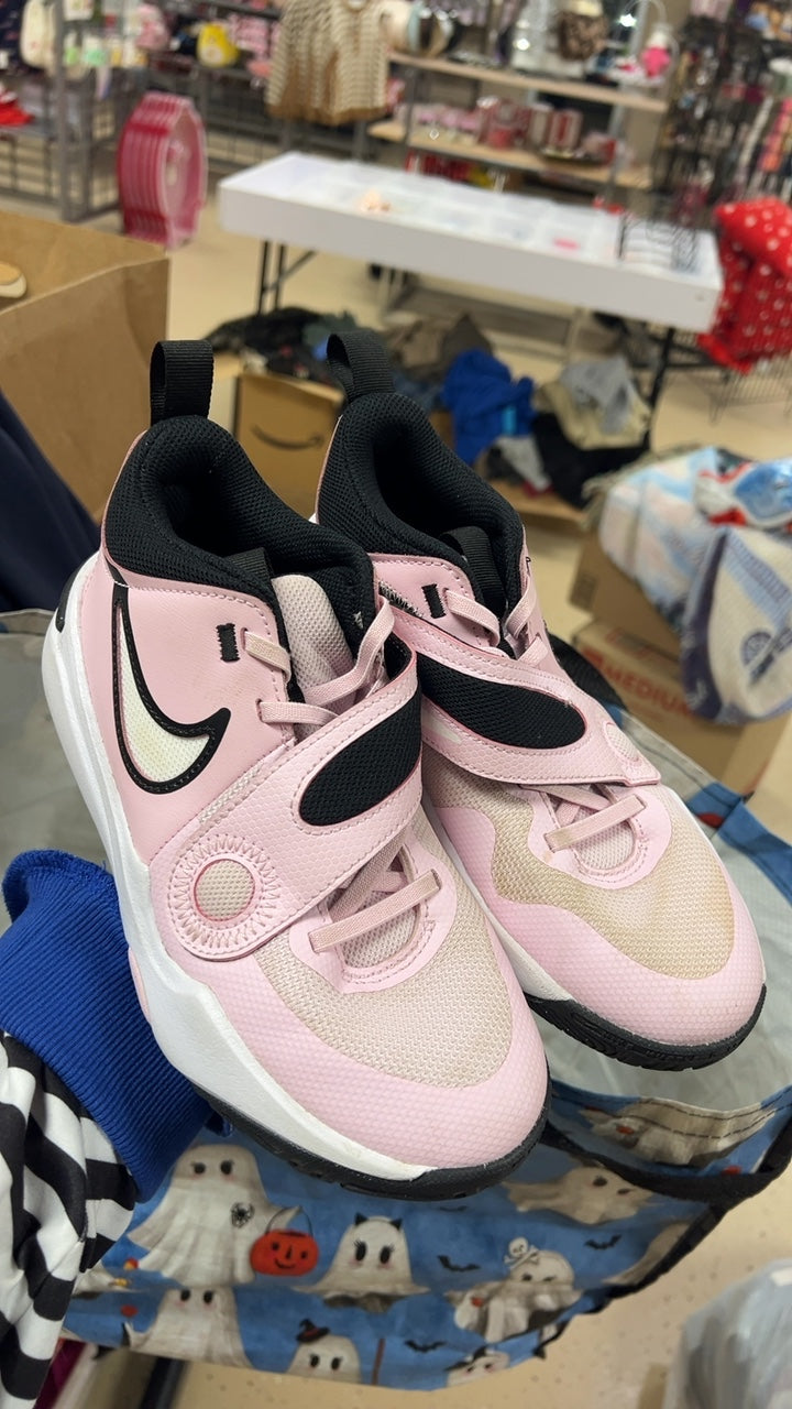Nike Sneakers Youth 4.5