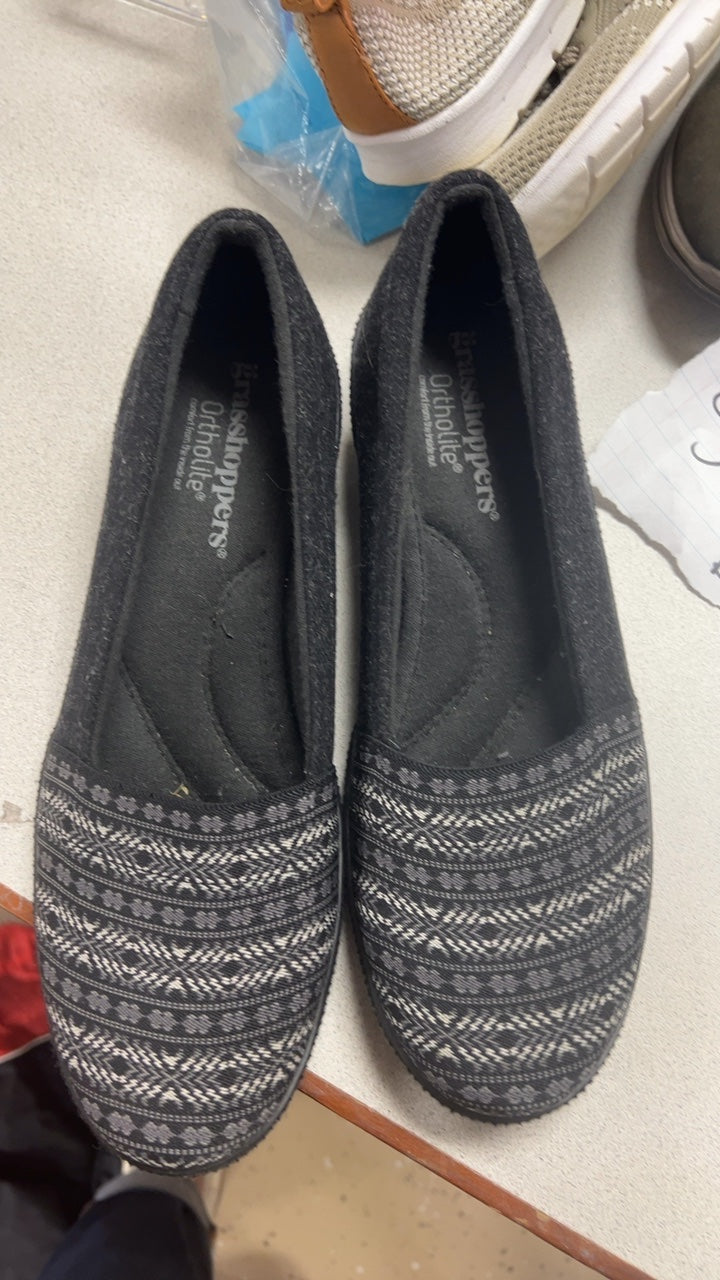 Grasshopper Shoes 8.5
