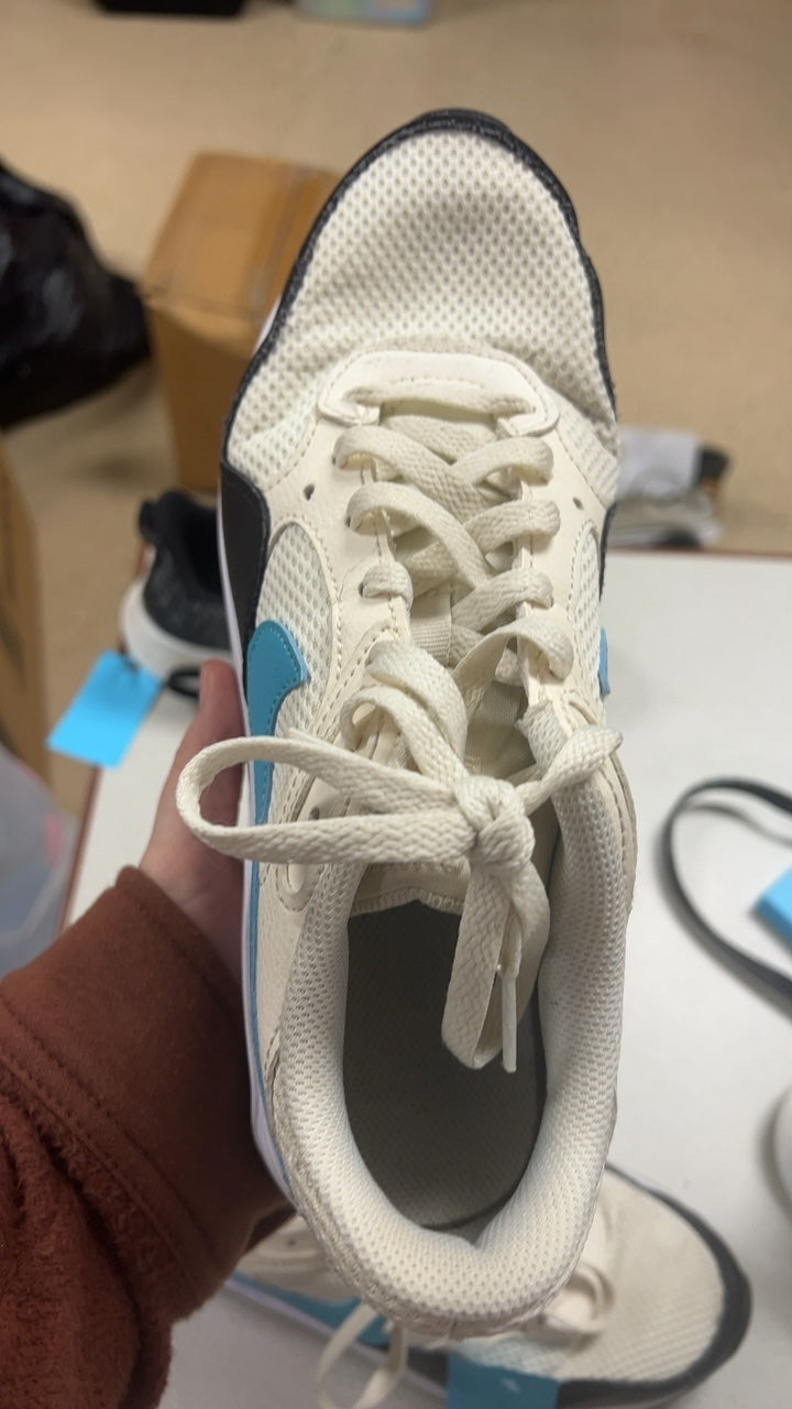 Nike Sneakers 8.5