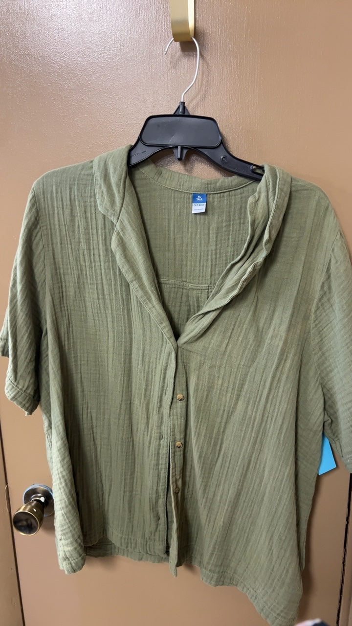 Old Navy Shirt XL