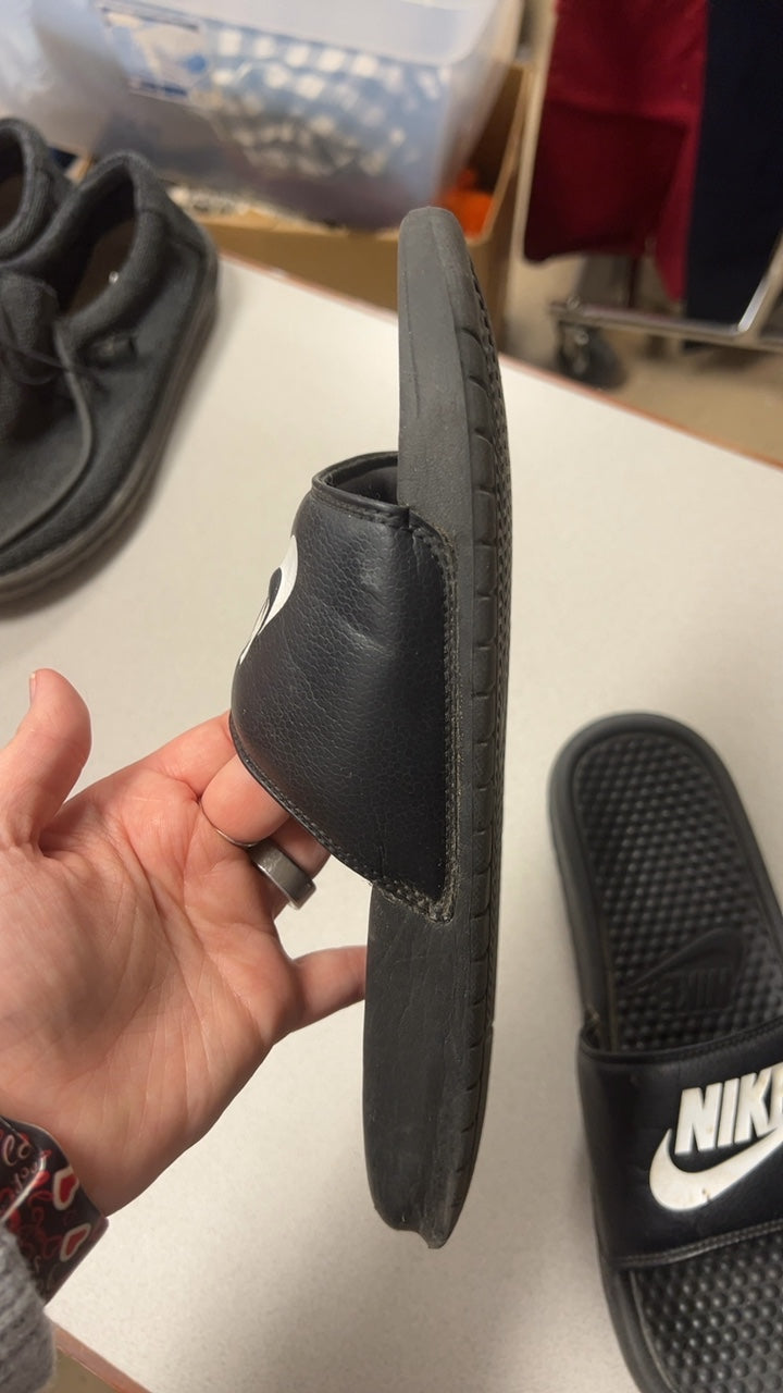 Nike Slippers 8