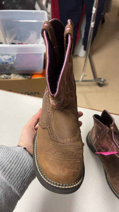 Justin Boots Boots 8