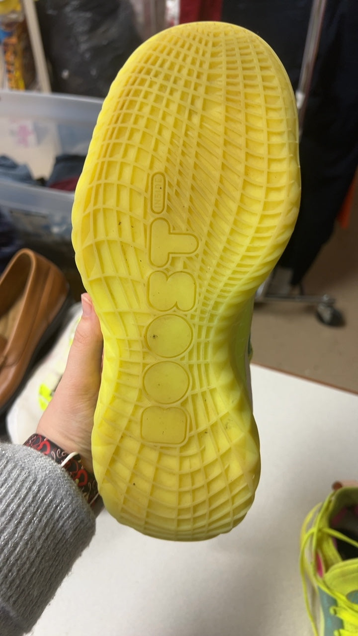 adidas Sneakers 7.5