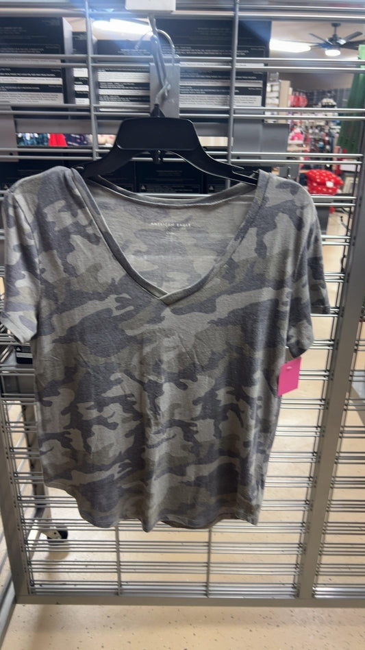 American Eagle T-Shirt Small