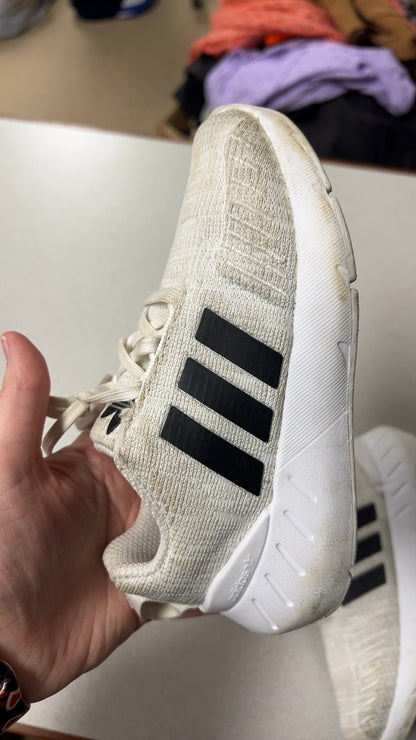 Adidas Sneakers 11 youth