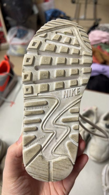 Nike Sneakers 11 youth