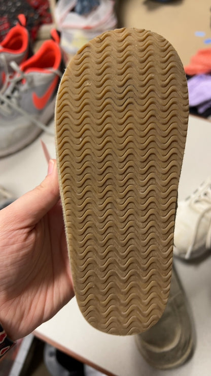 PLACE Sneakers 11 youth