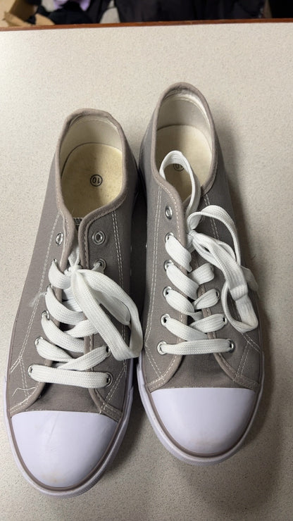 GraySneakers 10