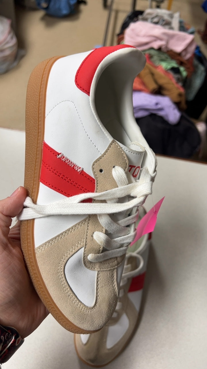 STM Sneakers 7