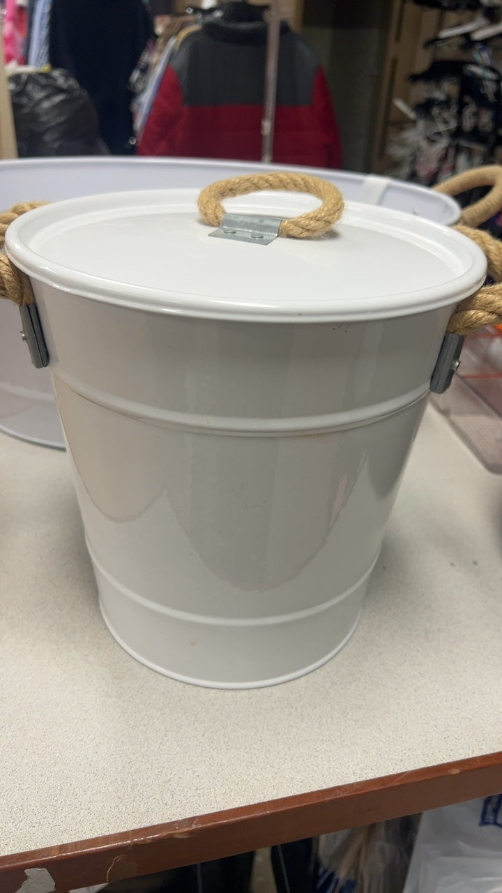 Ice  Bucket